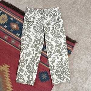 Tommy Hilfiger Vintage Y2K Green and White Printed Cargo Capris Size 6